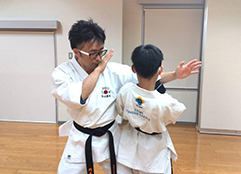 宮内 朋 TOMO MIYAUCHI